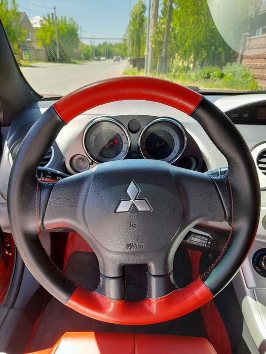 Срочно Mitsubishi Eclipse 2007 года, 2.4 бензин