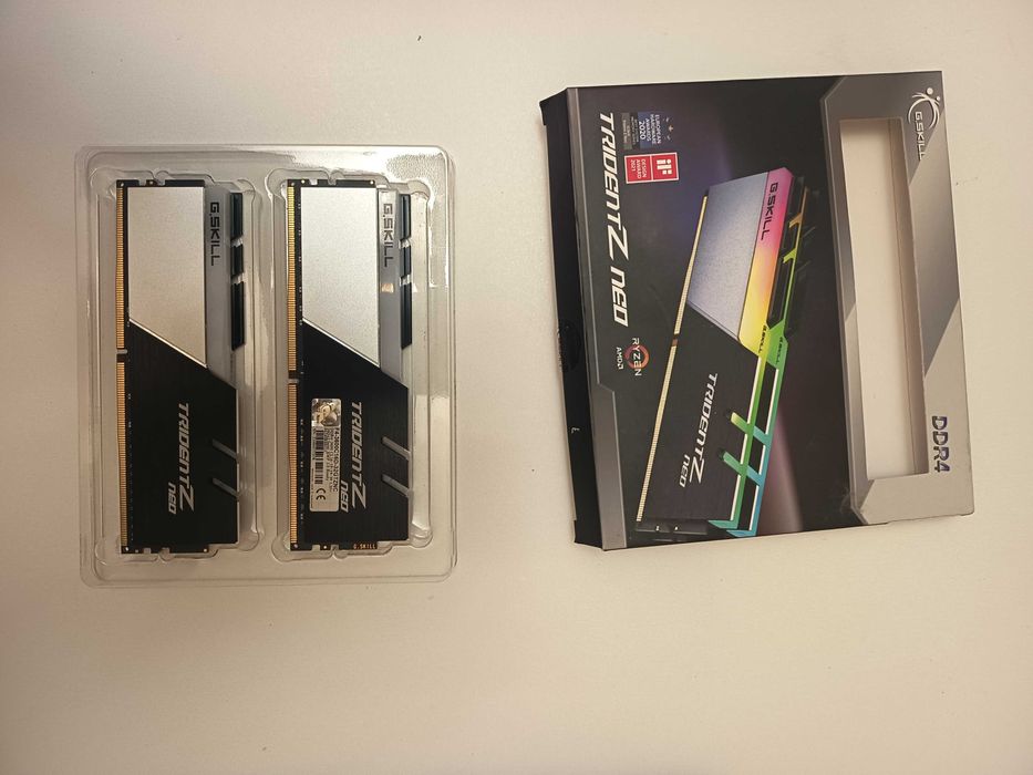 32GB (2x16GB) DDR4 G.Skill RAM Trident Z Neo RGB 3600 Mhz CL-16