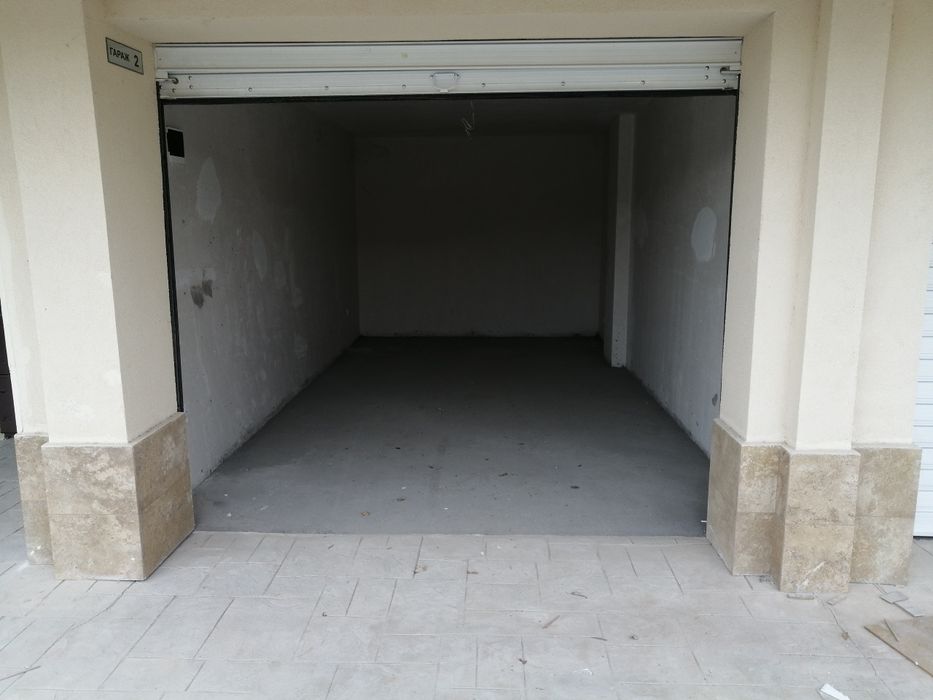 Дава се под наем Гараж / Паркомясто в Пловдив, Беломорски - 20 кв.м за 102 € - Снимка #2