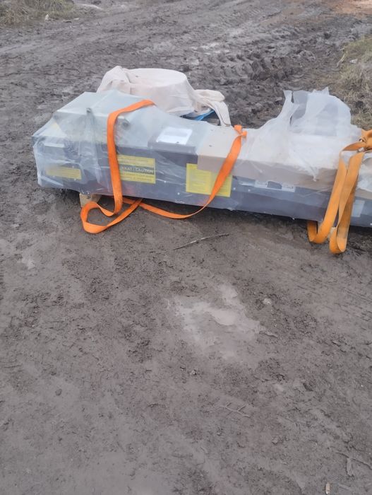 Машина за без шевни улуци чисто нова