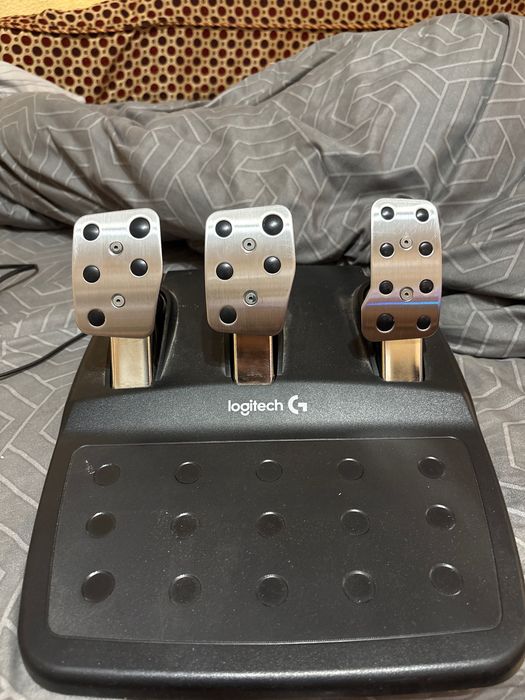 Volan Logitech g29 în stare perfectă