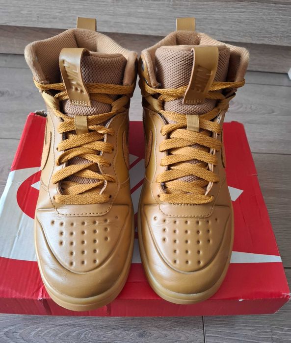 Nike
Сникърси Court Borough Mid 2 Boot Кафяв