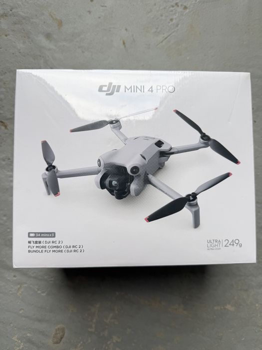 Dji mini 4 Pro  fly more combo