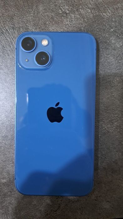 Продам Айфон 13 128гб