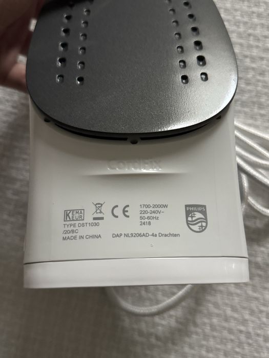 Philips ютия DST1030/20/BC