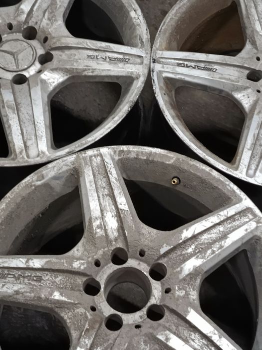 Титанки на Мерседес 18 те