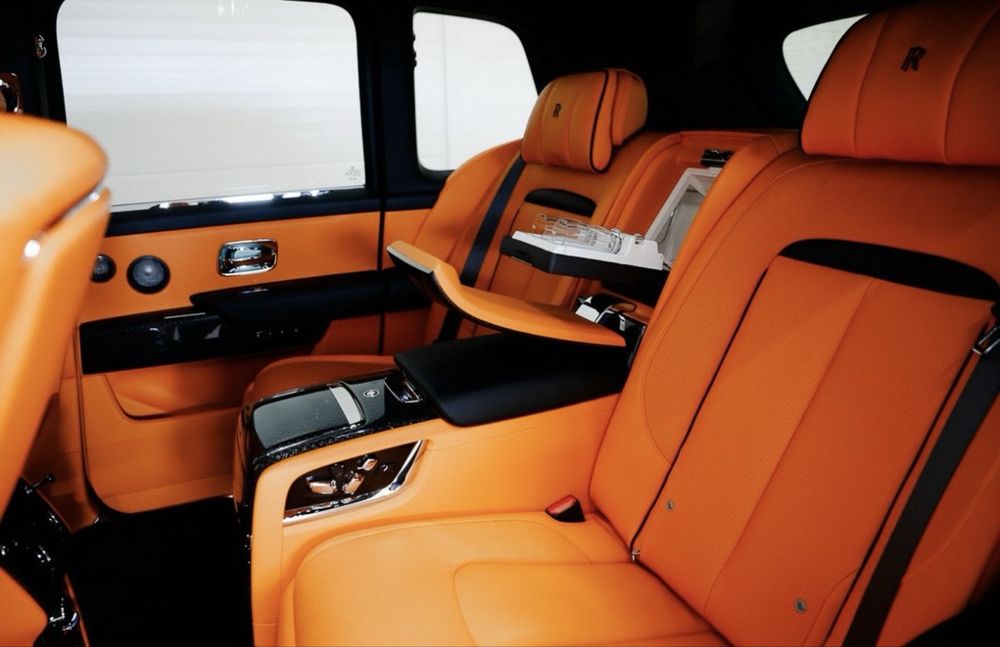 Rolls-Royce Cullinan Black Badge 2026