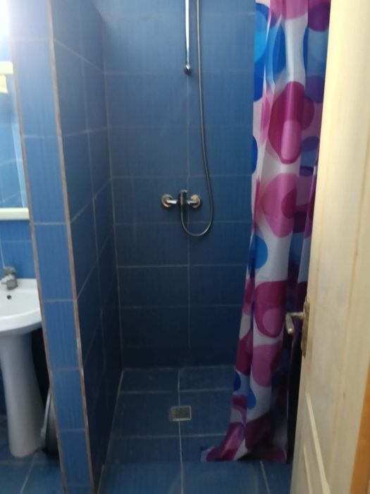 Inchiriez garsoniera pe closca in spate la licelul german
