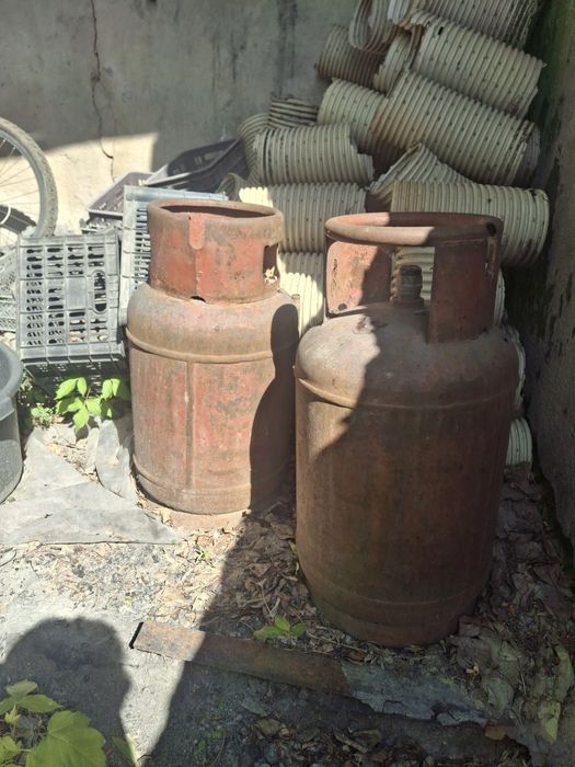 Продам два балона