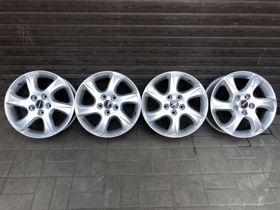 Диски на Дастер/Террано 2 r16