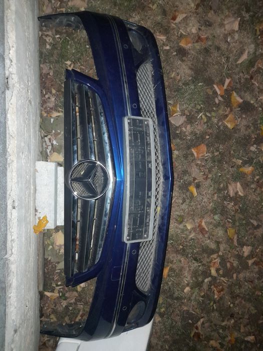 Предна броня Mercedes CLC/ЦЛЦ в отлично състояние. 500лв!!!