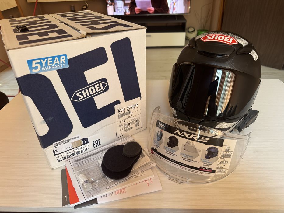 Каска Shoei NXR2 с интерком