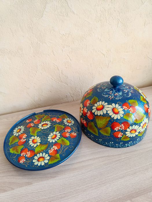 Тортовница деревянная