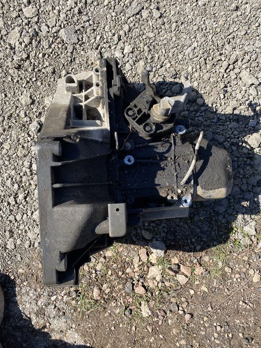 Скоростна кутия за Nissan Qashqai 1.6/114hp/J10