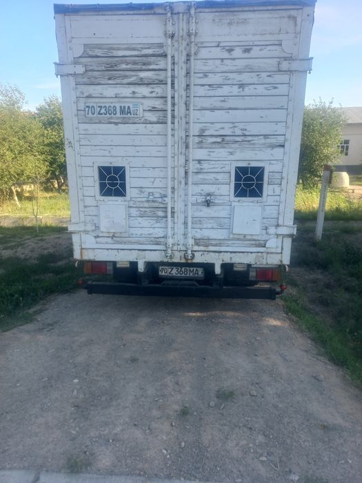 Юк ташиш хизмати