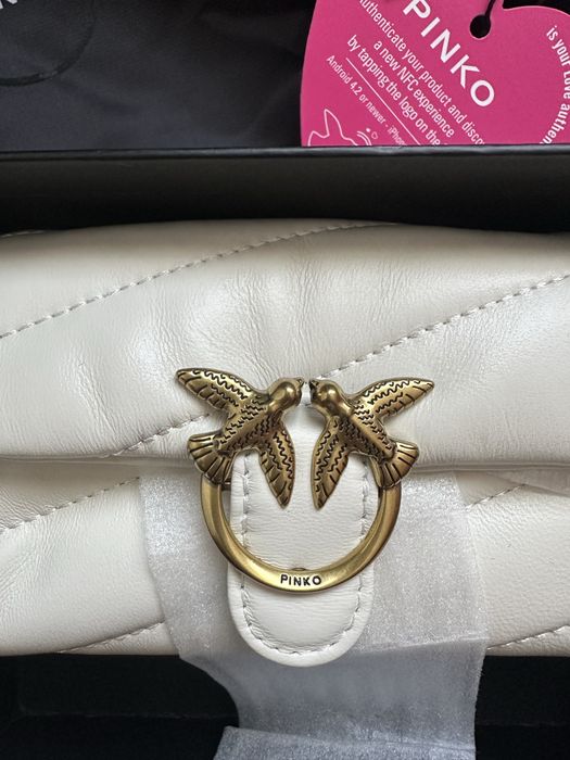 Чисто нова чанта Pinko micro puff бяла