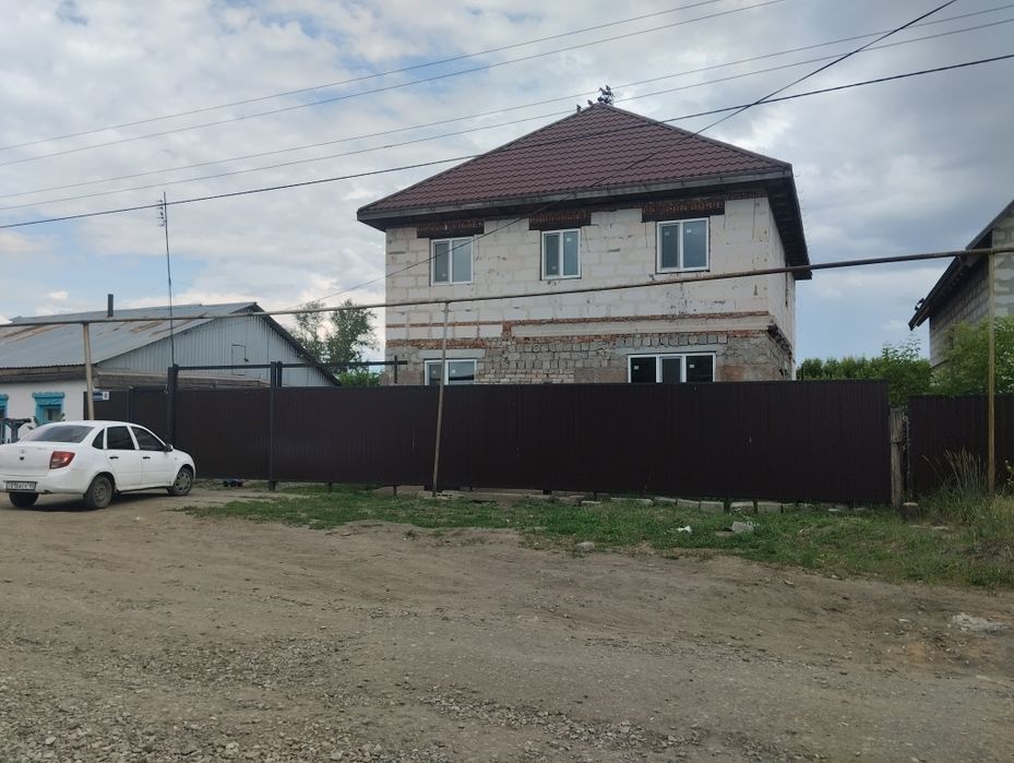 Продам дом в п.казахстанец
