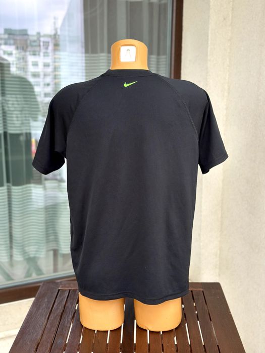Мъжка тениска Nike Dri-Fit - размер L, отлично състояние