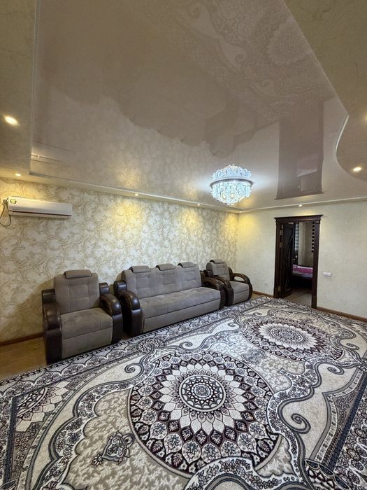 Сдается в аренду 2х комнатная квартира в центре города! Бульвар (400$)