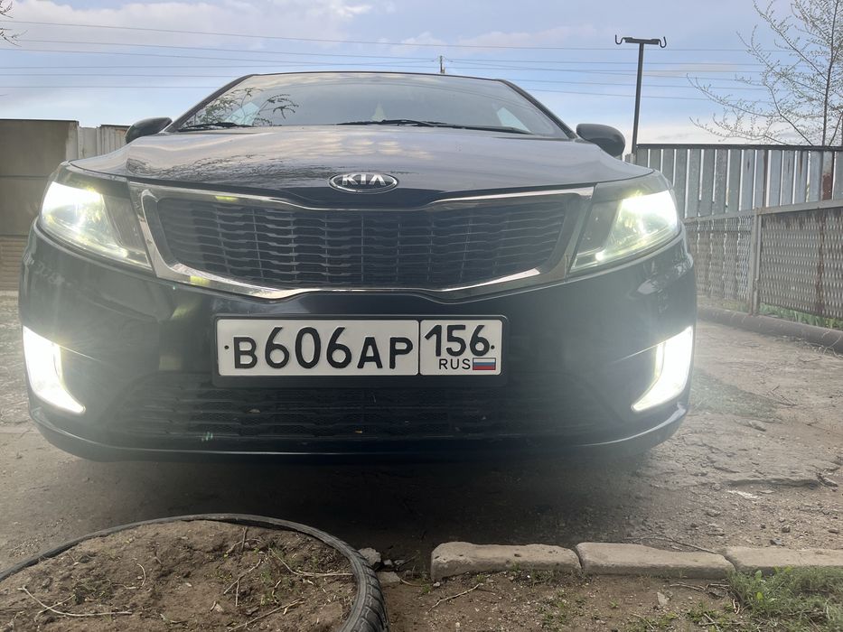 Продам автомобиль марки Kia Rio