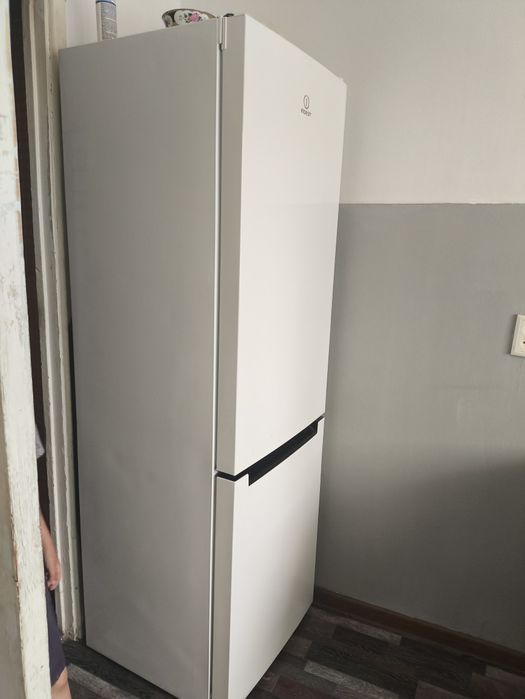 Холодильник Индезит