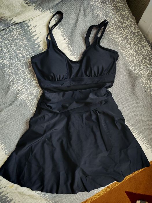 Продам купальник