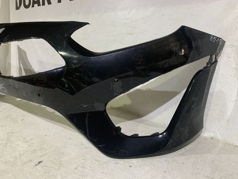 Bara fata Kia Ceed, X-Ceed, 2021, 2022, 2023, 2024, cod origine OE 86511-J7CA0, cu gauri pentru senzori de parcare. Fisurata usor dreapta jos.