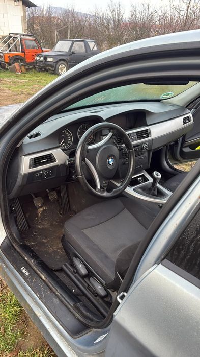 BMW E 90 din 2007 2,0 benzina