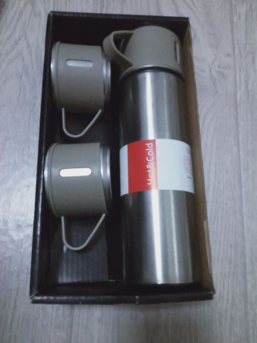 Продаю термоз,новый в идеальном состоянии