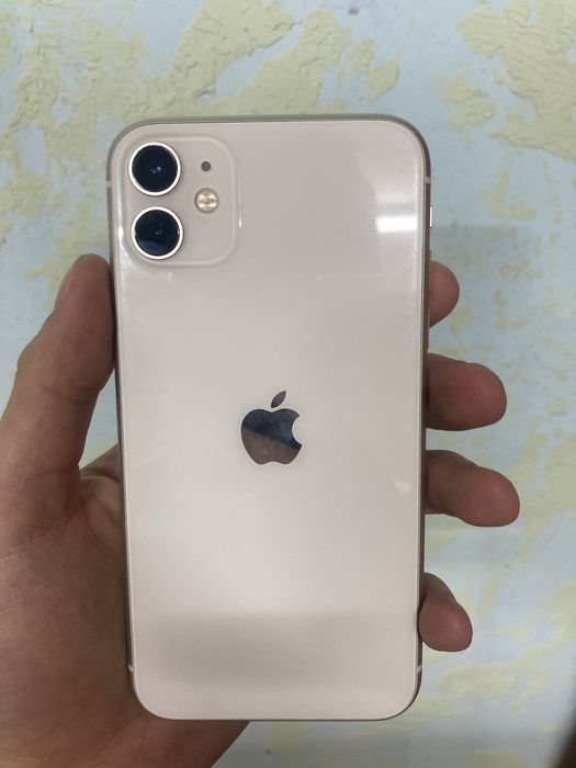 iPhone 11 белый срочно продается