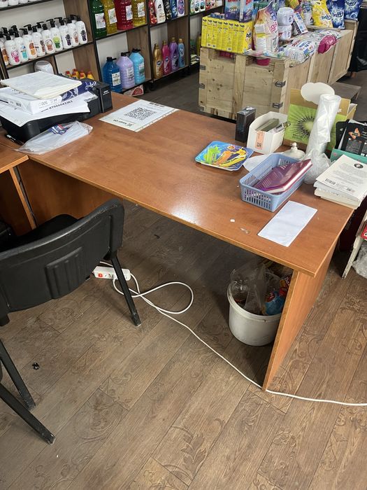 Продам -2 стола 2 стулья,Пк полная комплектация, 2 принтера все вместе