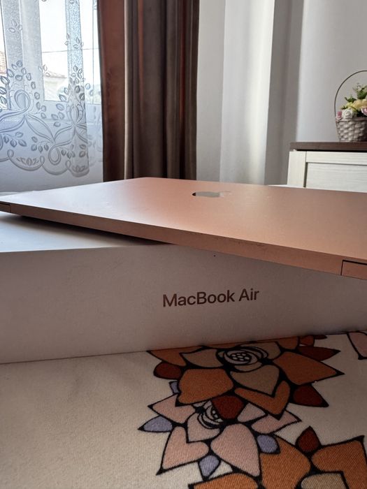 NEGOCIABIL MacBook Air 13” Retina 2019 RoseGold