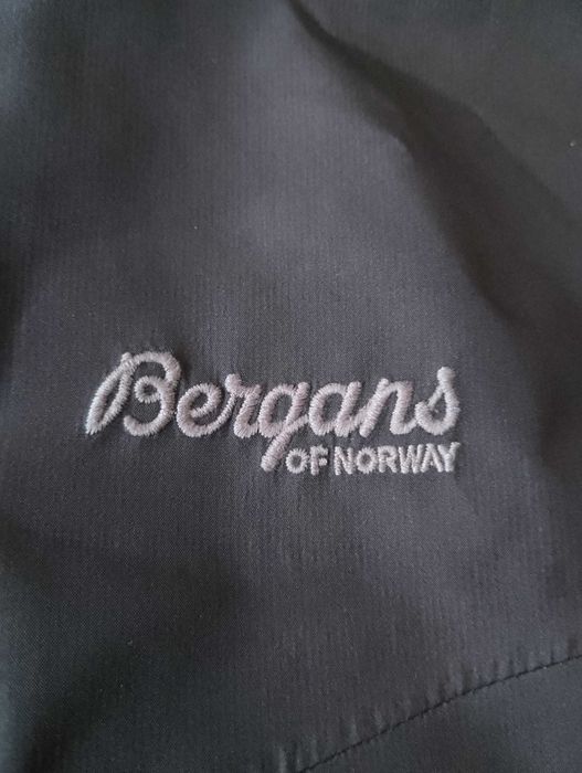 Мъжко хардшел яке Bergans Skar Light 3L Shell Jacket Men Black