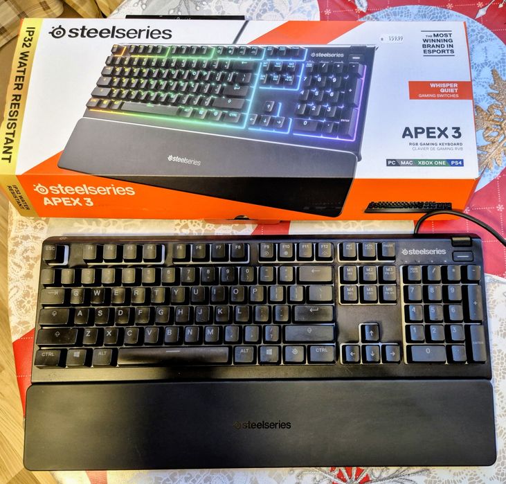 Геймърска клавиатура SteelSeries Apex 3 Quiet Switch