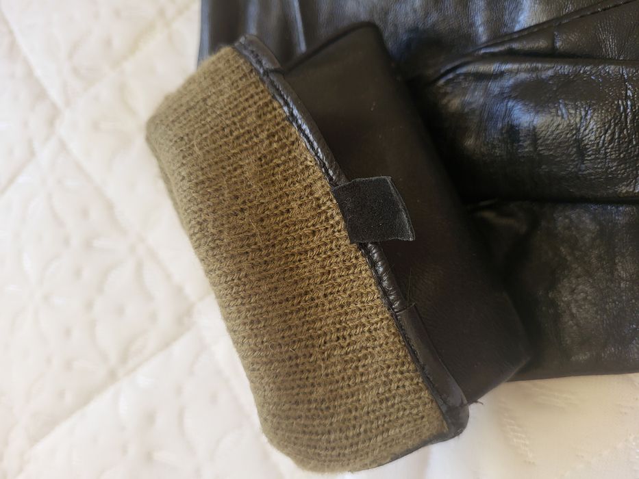 Кожаные перчатки