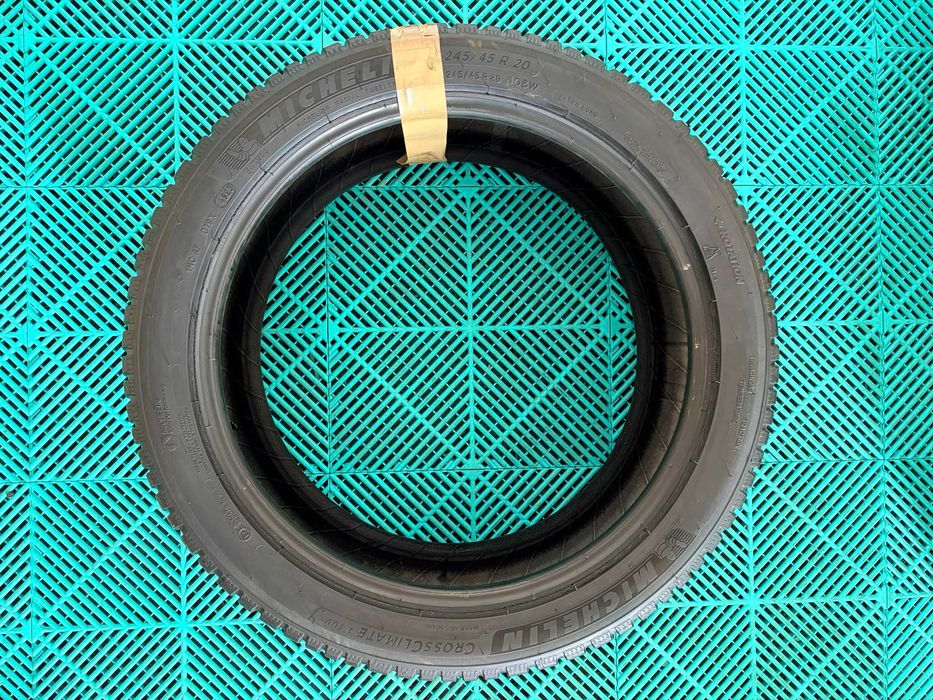 Set anvelope noi mixte All Season 245 45 R20 Michelin Cross Climate 2 103W dot 4923