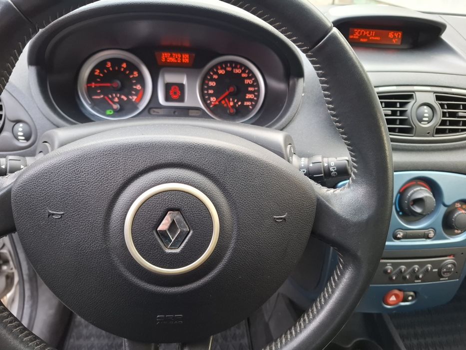 Renault Clio 1.2 benzina 75CP