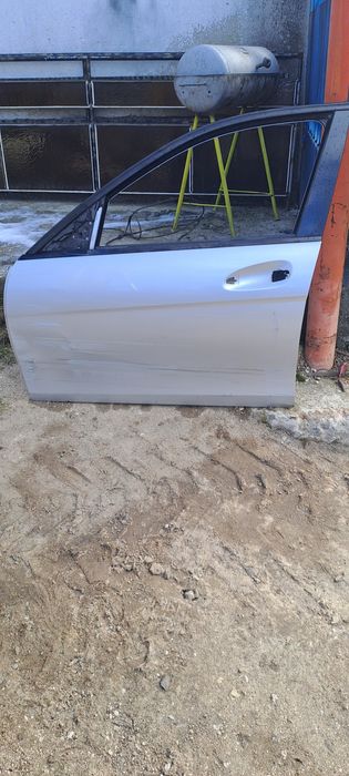 Врати за Мерцедес ц 220