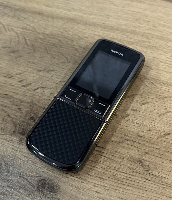 Nokia 8800 sirocco Carbon