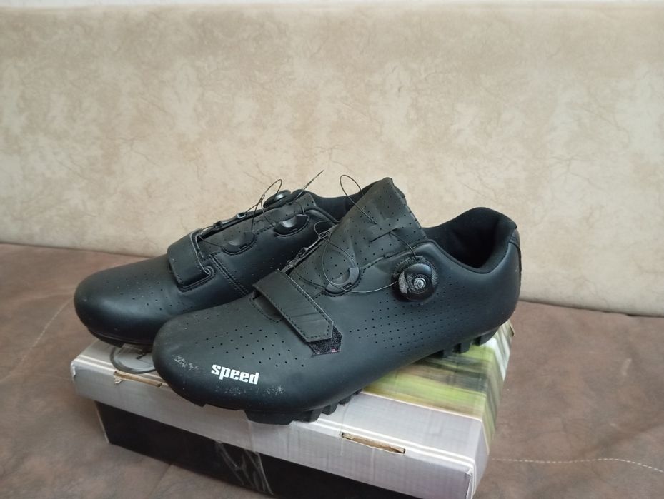 Велотуфли для велосипеда