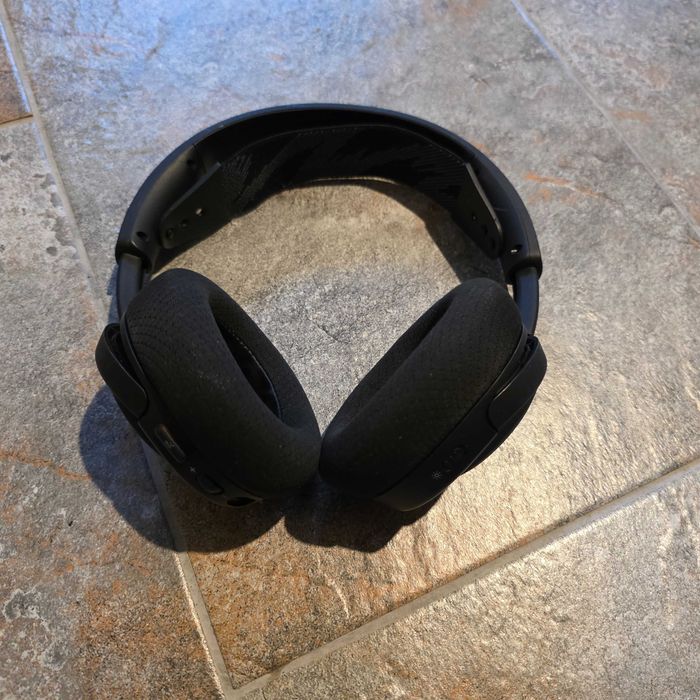 Casti gaming cu fir SteelSeries Arctis Nova 3 pentru PC, Xbox, PS4|5