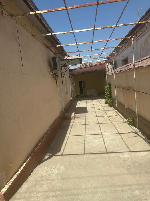 Sirdaryo shahar 4 sothli hovli uy