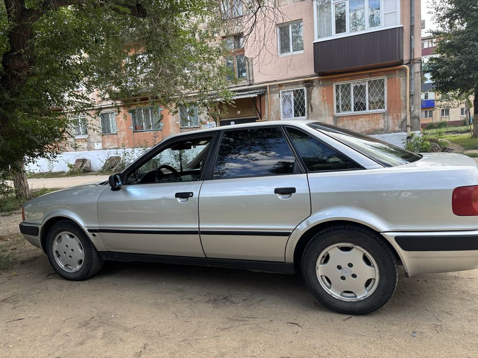 Продам ауди 80 б4
