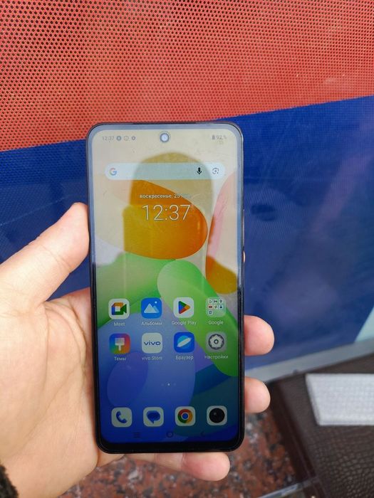 Vivo y29 5G 8+8)256gb li ideal srochna arzonga