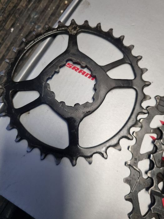 Caseta pinioane 12 v sram