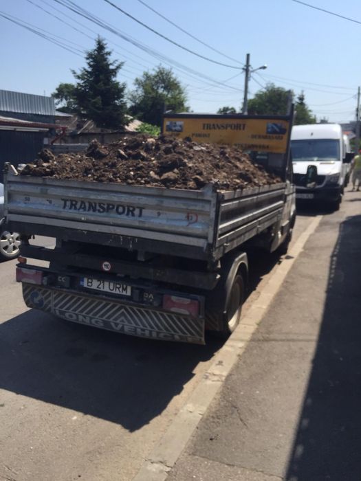 Transport moloz nisip piatra amestec pamant materiale de costructii