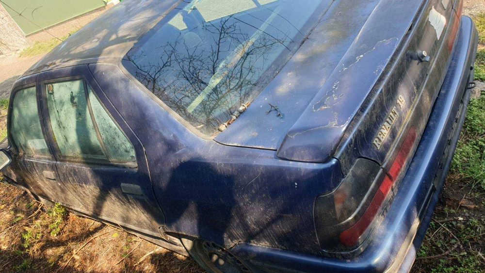 За части - Рено 19 шамад Уилямс 16V- Renault 19 Chamade Williams 16V