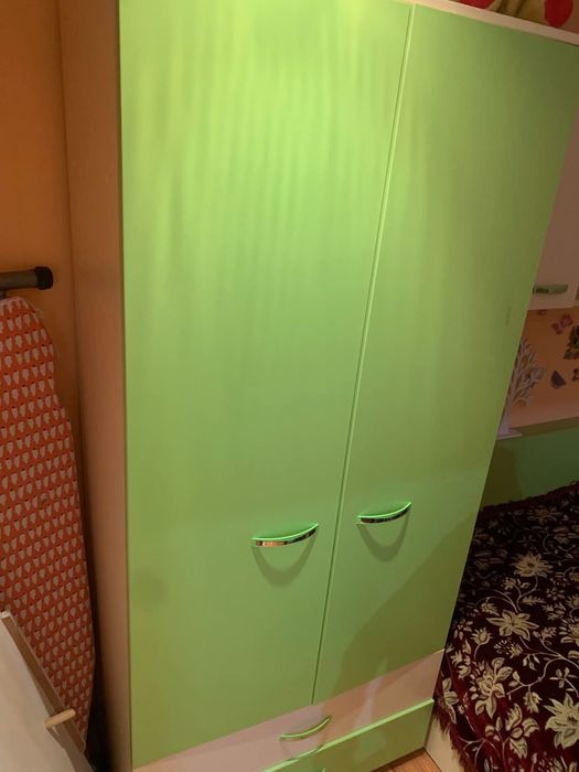 Vând dormitor tineret sau copii