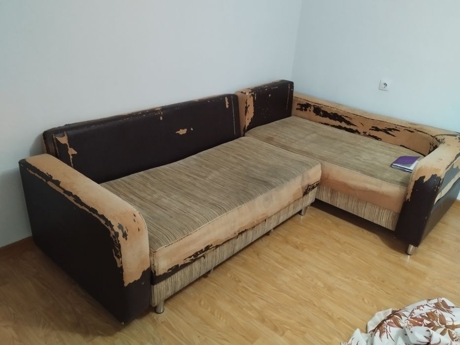 Продам диван угловой