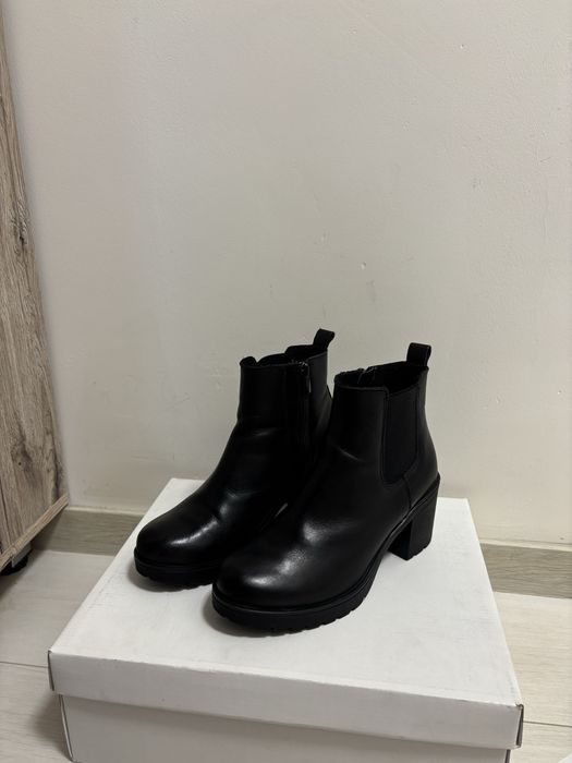 Botine / cizme femei, cu toc, negre, piele naturală, mărime 37